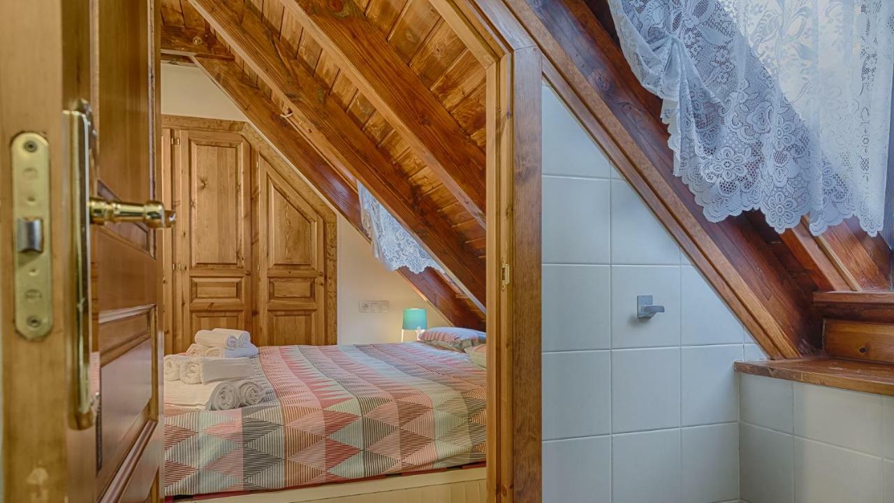 レスSaplan Real Estate Montludeアパートメント エクステリア 写真