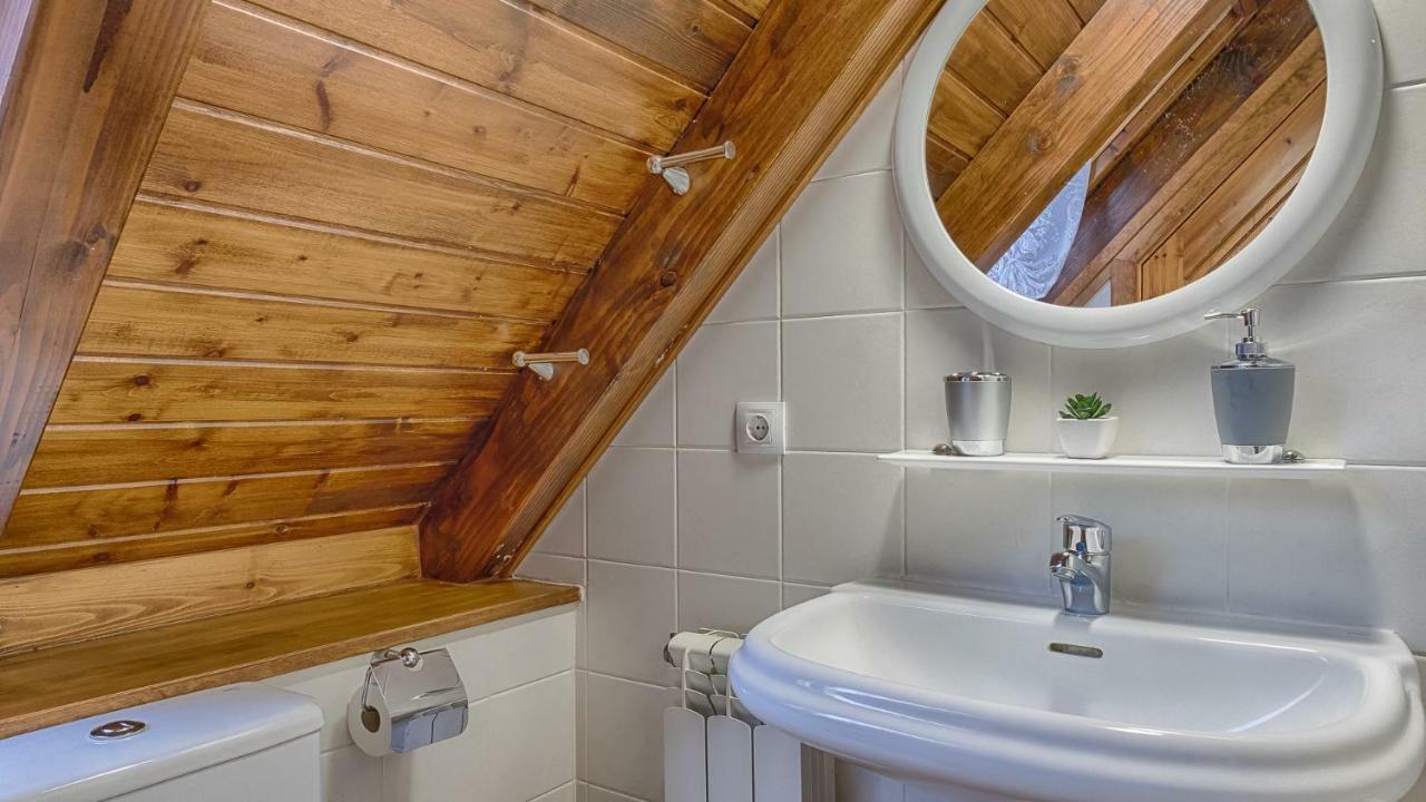 レスSaplan Real Estate Montludeアパートメント エクステリア 写真
